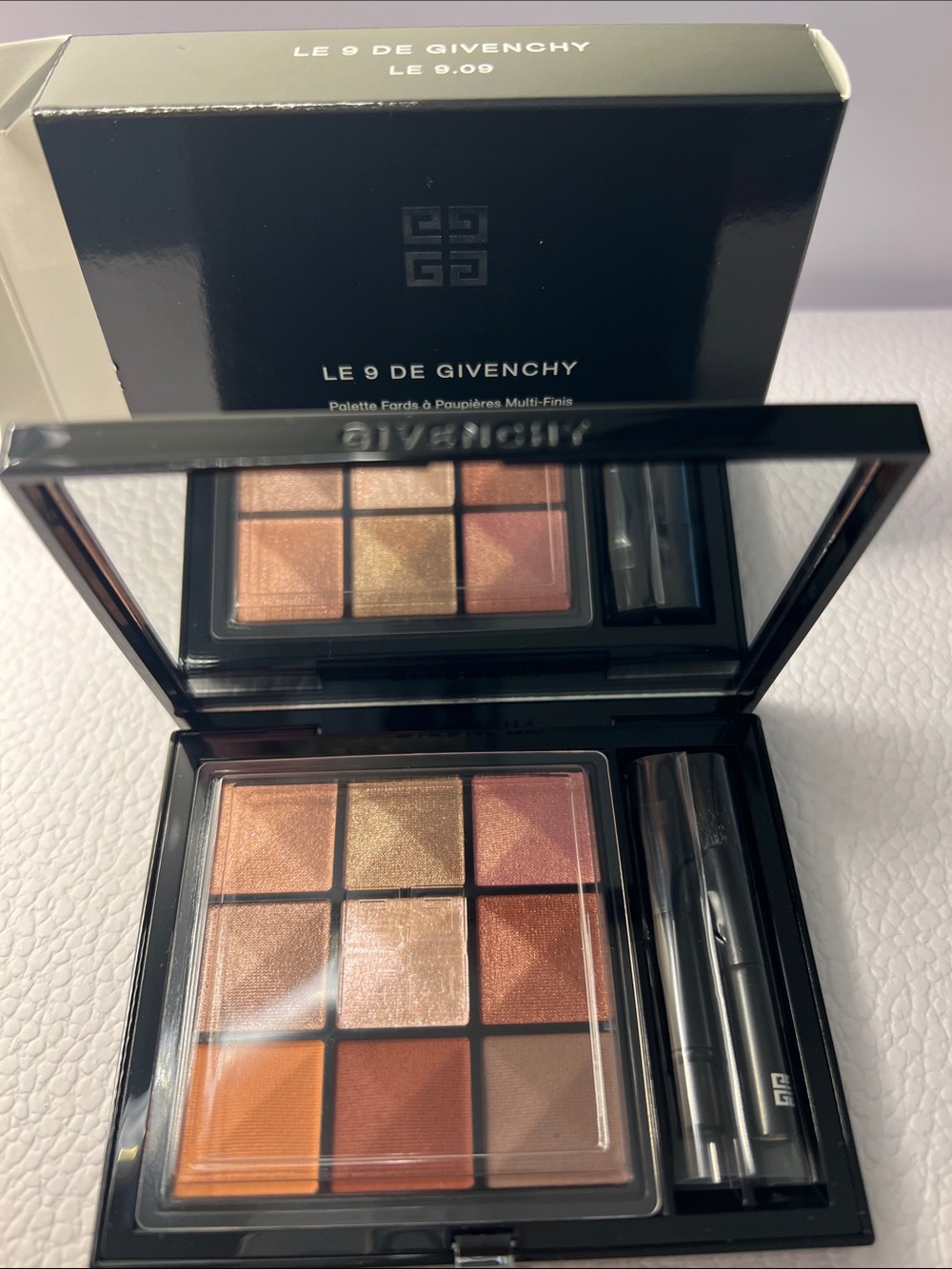 Givenchy Le 9.09